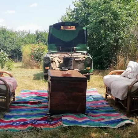 Cozy 1 Bed In Near Karnobat Burgas *