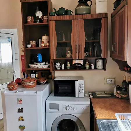 Cozy 1 Bed In Near Karnobat Burgas Ognen